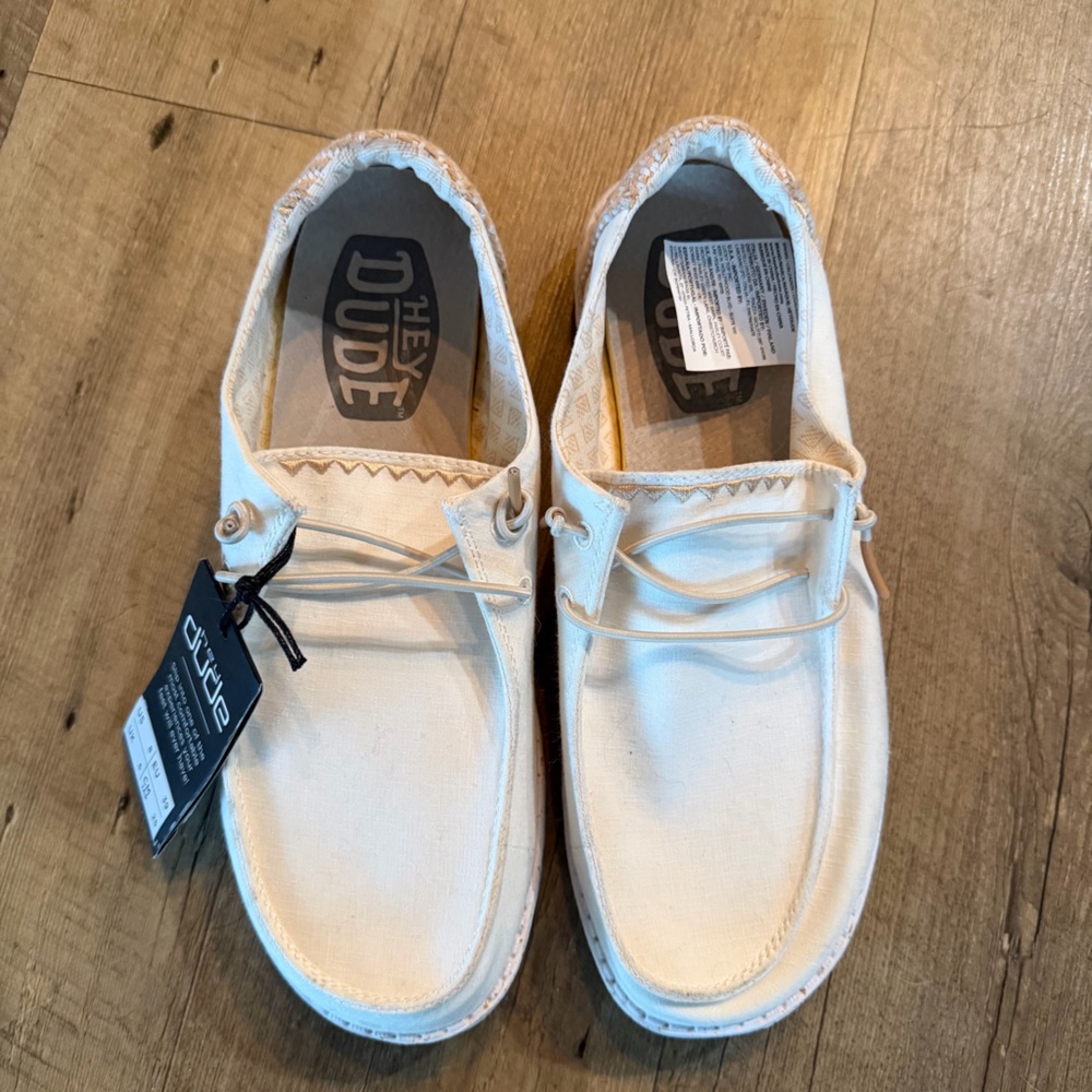 NWT Hey Dude Wendy Chambray Woven | White Sand - Picture 2 of 10
